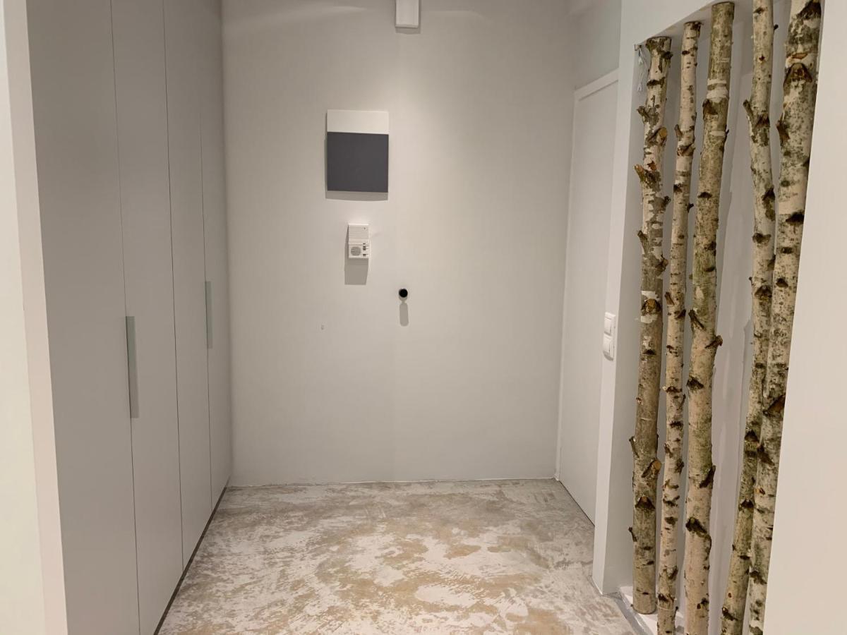 Renovated Apartment In Kifissia Center Near Metro G25 เอเธนส์ ภายนอก รูปภาพ